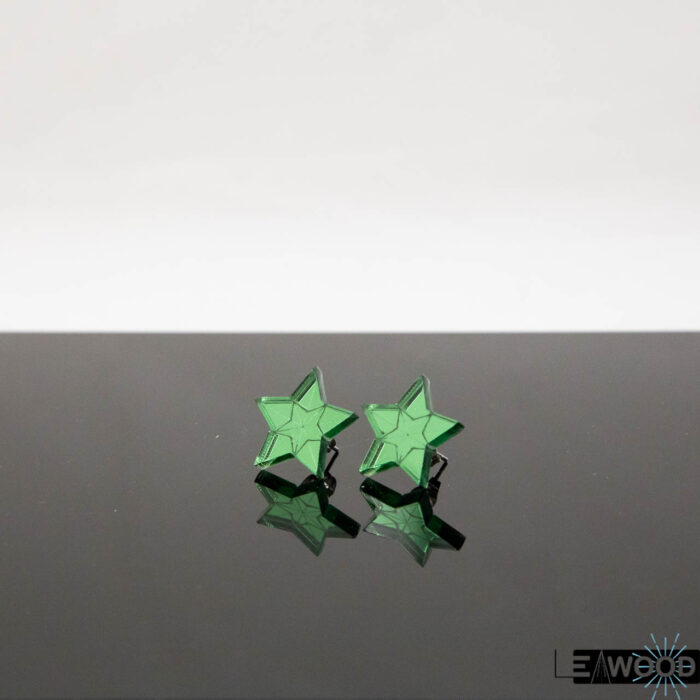 Boucles d'oreille en étoile gravées vert pas cher
